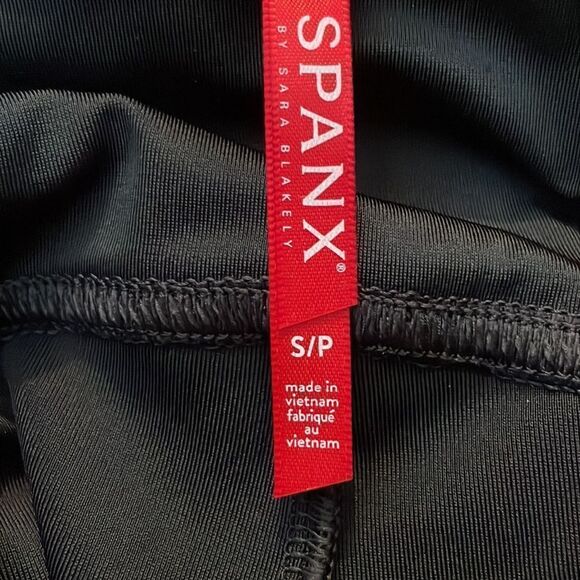 Spanx Faux Leather Leggings In Black Size S NWOT - Picture 6 of 6